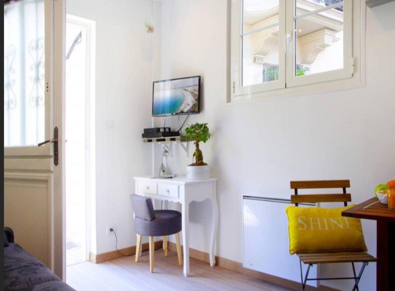 Le Refuge Avec Terrasse Et Jardin, En Plein Centre-Ville, Gare 5 Minutes A Pieds Nizza Kültér fotó